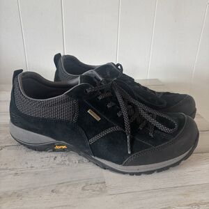 DANSKO Paisley Sneakers Womens EU 40 Waterproof Vibram Walking Hiking Trail Shoe